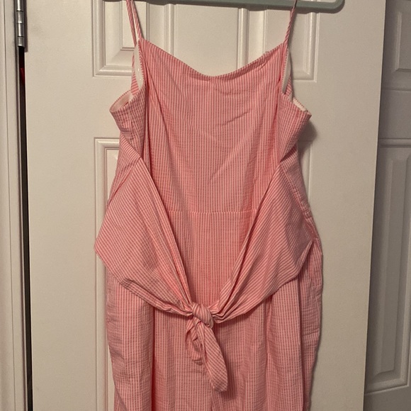 Vineyard Vines Seersucker Jumpsuit - Picture 5 of 11